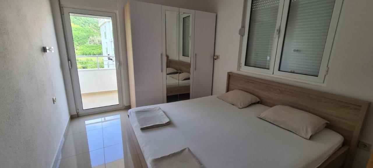 Guest House Ugljevarevic Budva Eksteriør billede