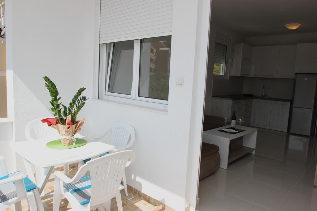 Guest House Ugljevarevic Budva Eksteriør billede