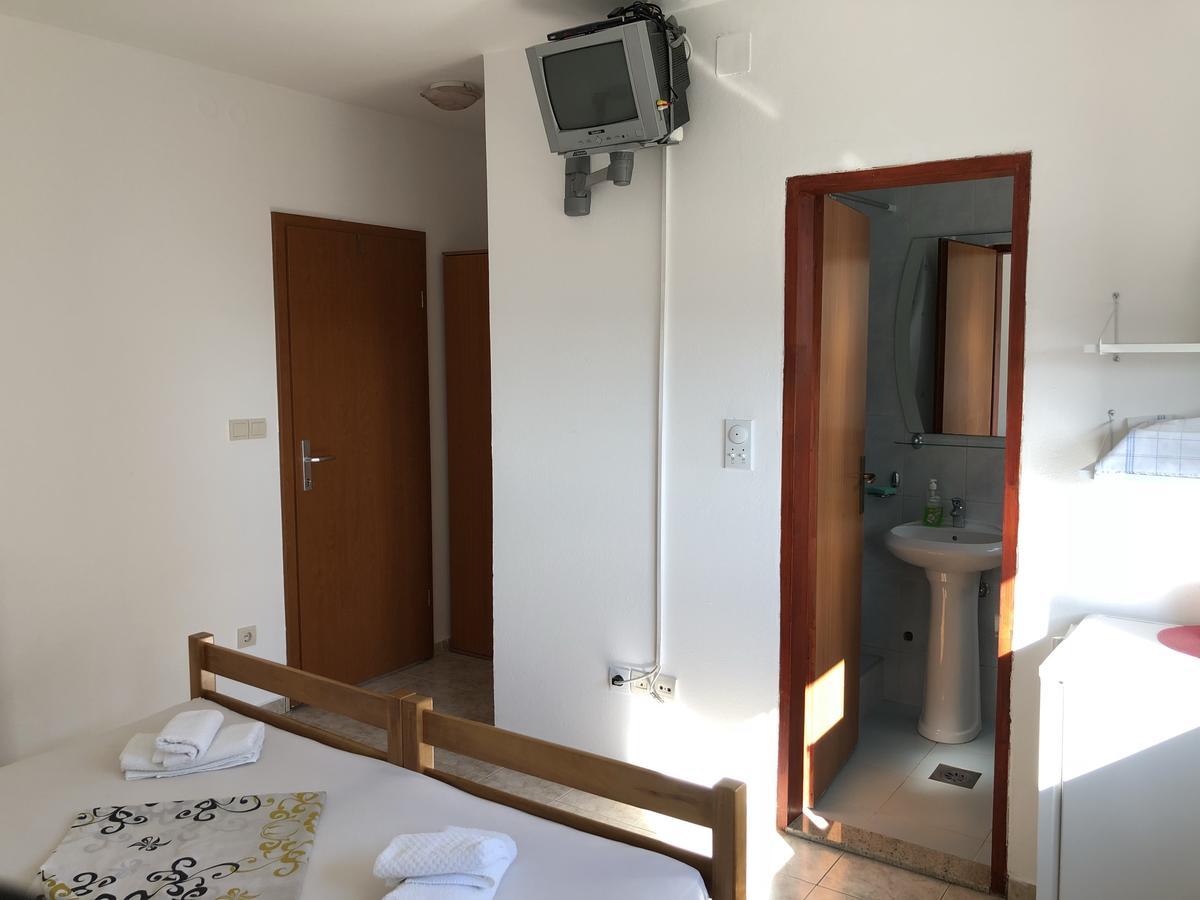 Guest House Ugljevarevic Budva Eksteriør billede